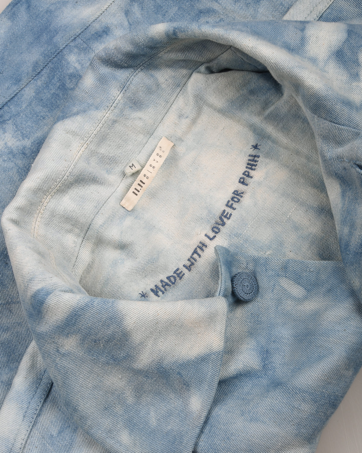 11.11 UNISEX GLEAM COTTON TRUCKER JACKET -  LIGHT INDIGO - Image 3