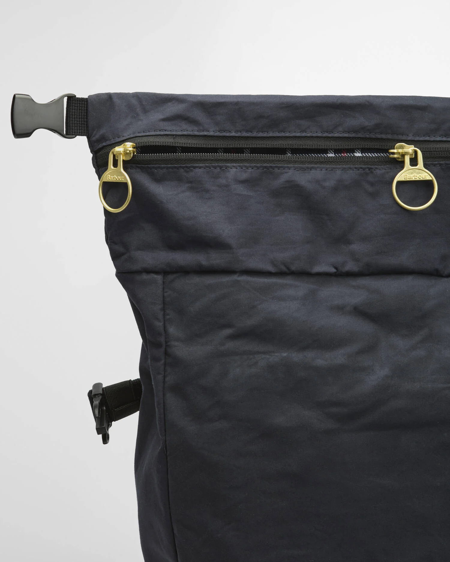 BARBOUR TRANSPORT FOLDOVER BACKPACK - NAVY - Image 8