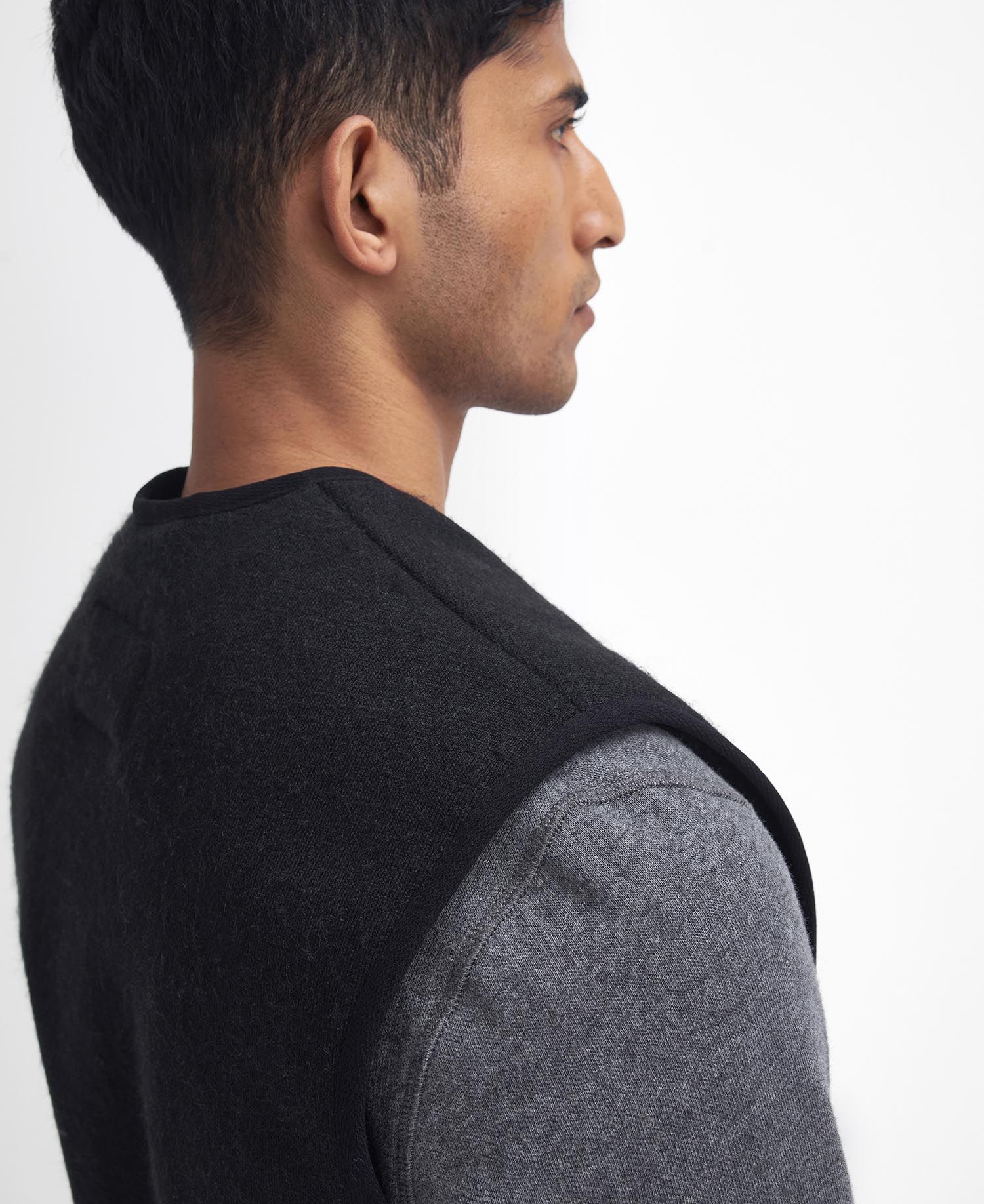 BARBOUR WARM PILE ZIP JACKET LINER - BLACK - Image 4