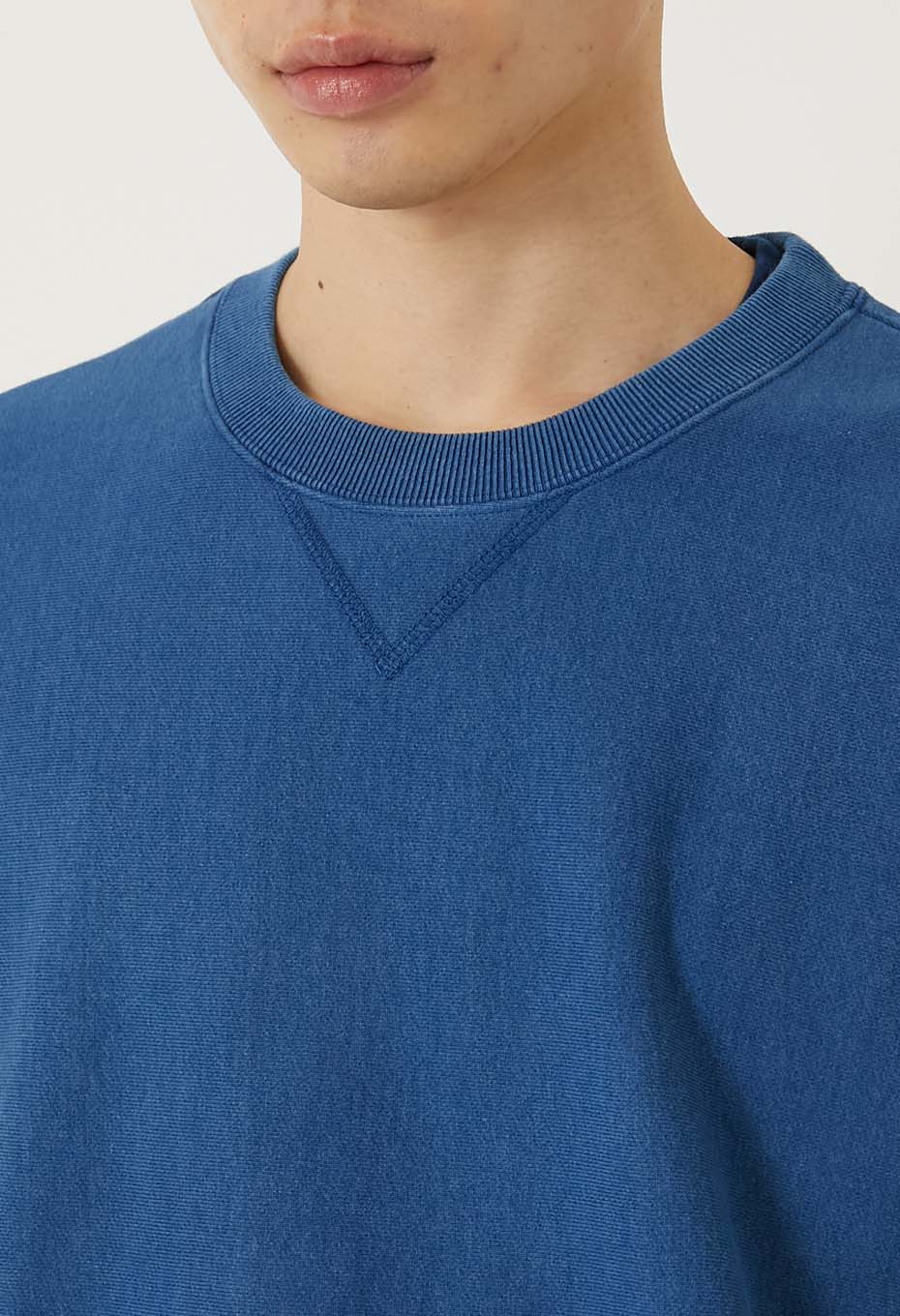 BLUE BLUE JAPAN KNITTED ORGANIC COTTON SWEAT HAND DYED CREW NECK PULLOVER - INDIGO - Image 6