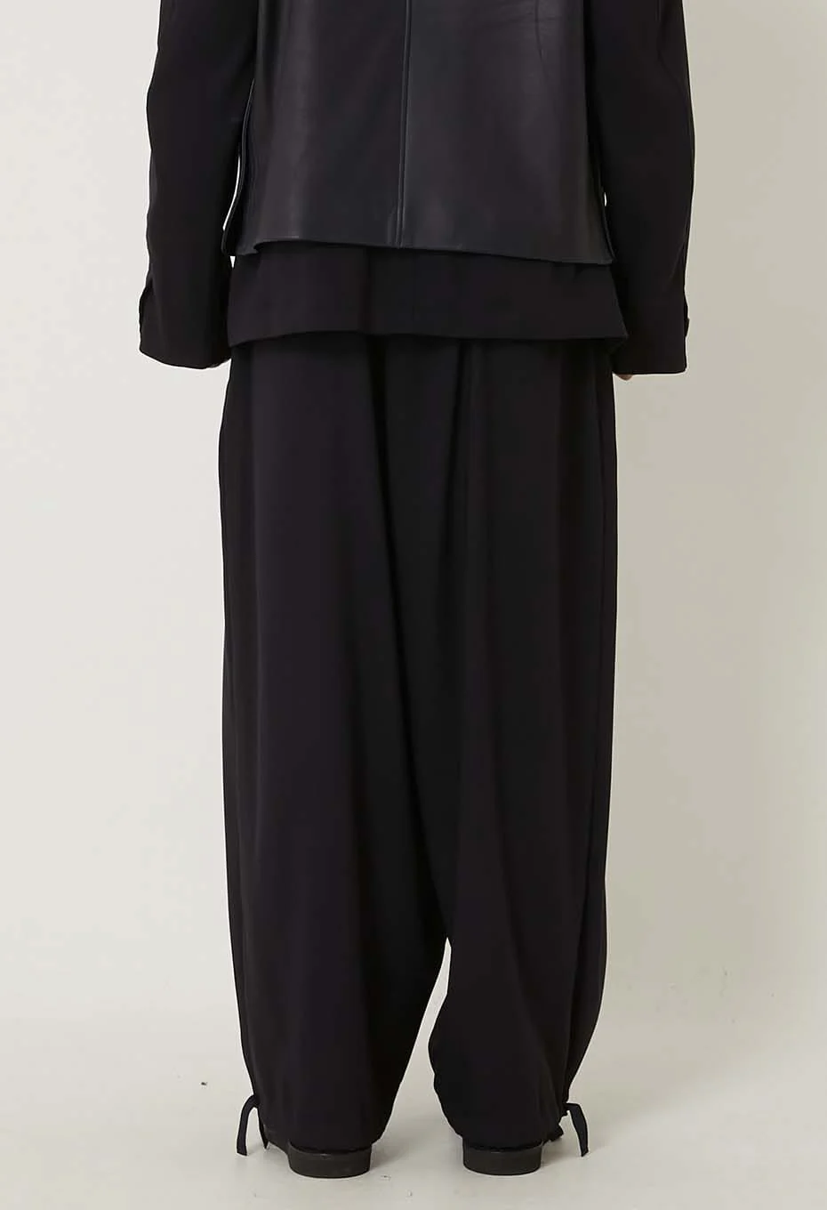 BLUE BLUE JAPAN STRETCH DRY TWILL FULL WIDE PANTS - DARK NAVY - Image 4