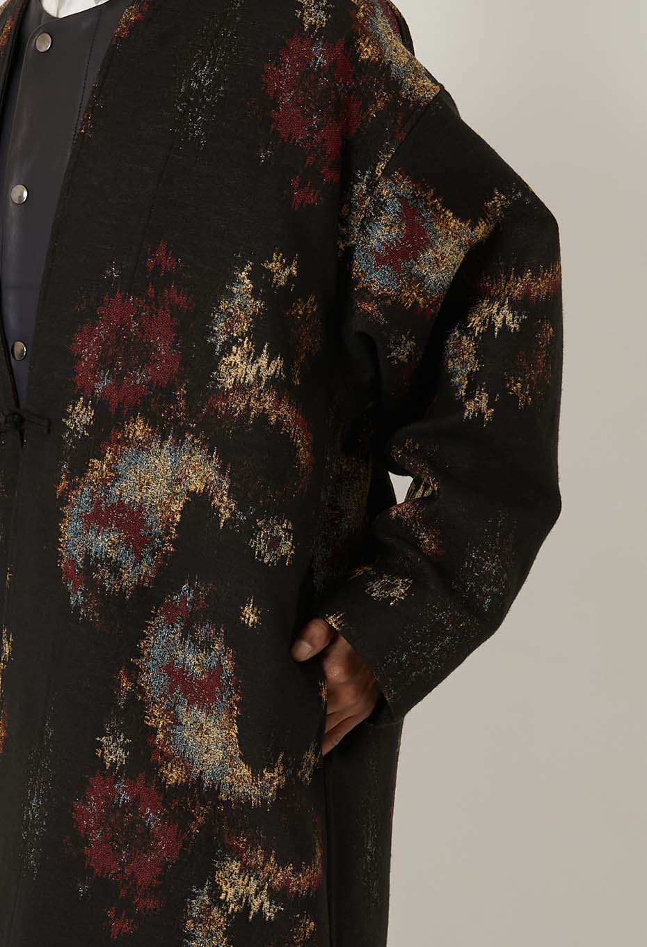 BLUE BLUE JAPAN TSUJIGAHANA GOBELIN LONG HAORI JACKET - BLACK - Image 6