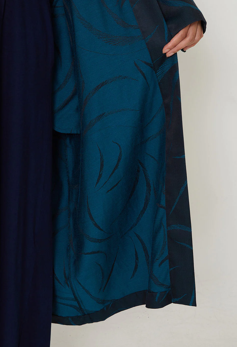 BLUE BLUE JAPAN WOMEN'S MEBUKI SATIN HAORI JACKET - DARK NAVY - Image 7