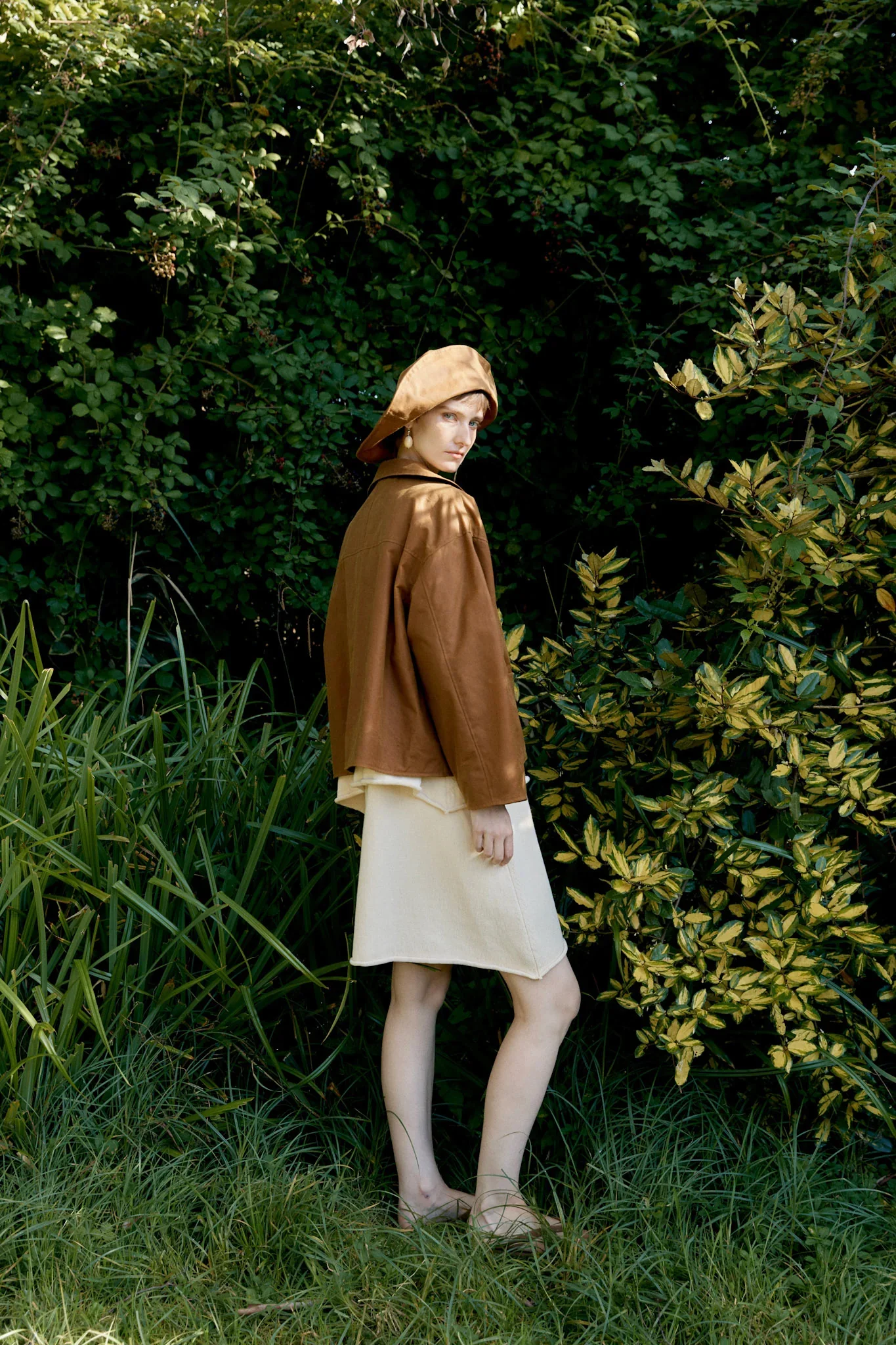CAWLEY BRITISH OILSKIN SUN HAT - GOLD - Image 3
