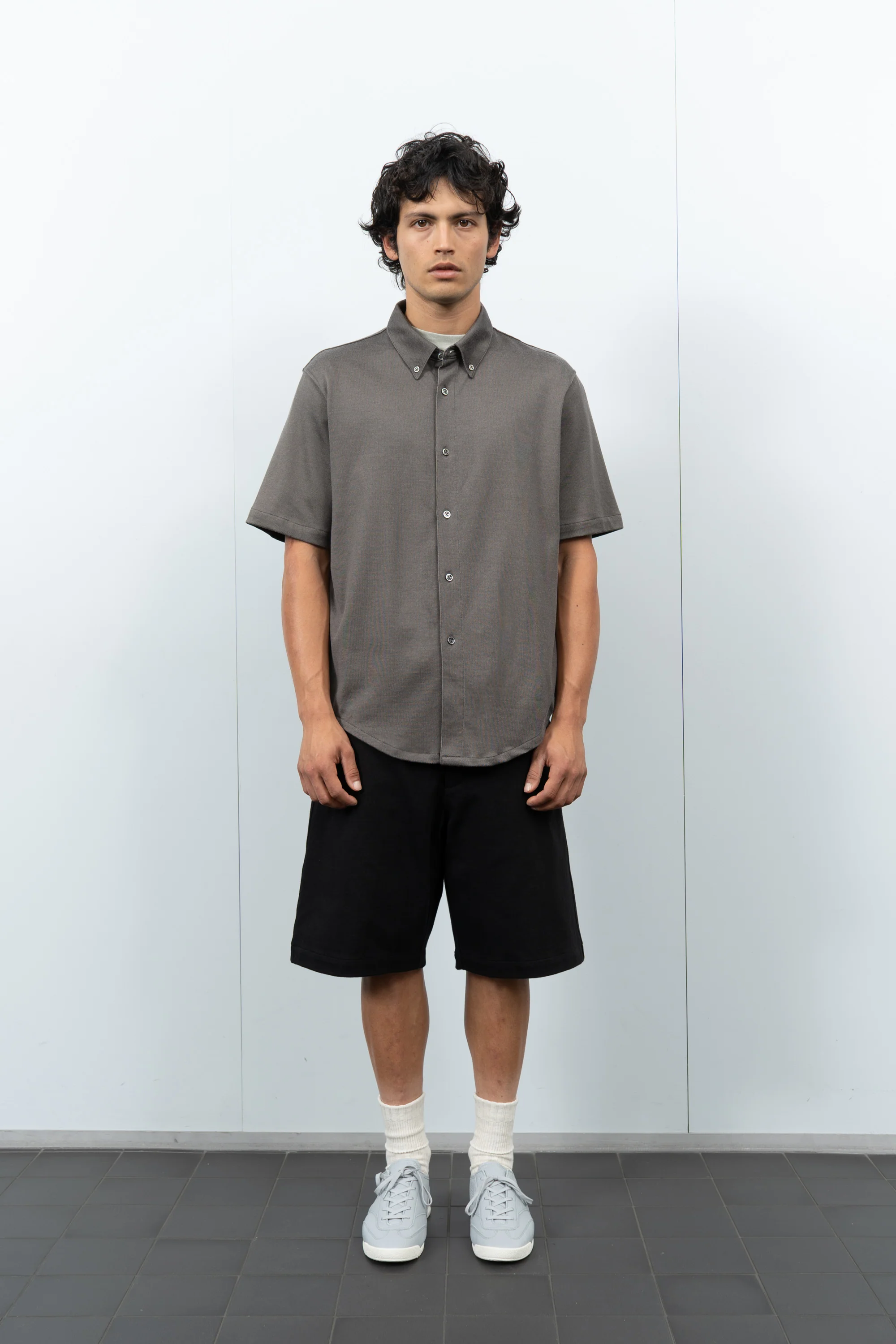LADY WHITE CO. SS JERSEY BUTTON DOWN - GREY OLIVE - Image 4