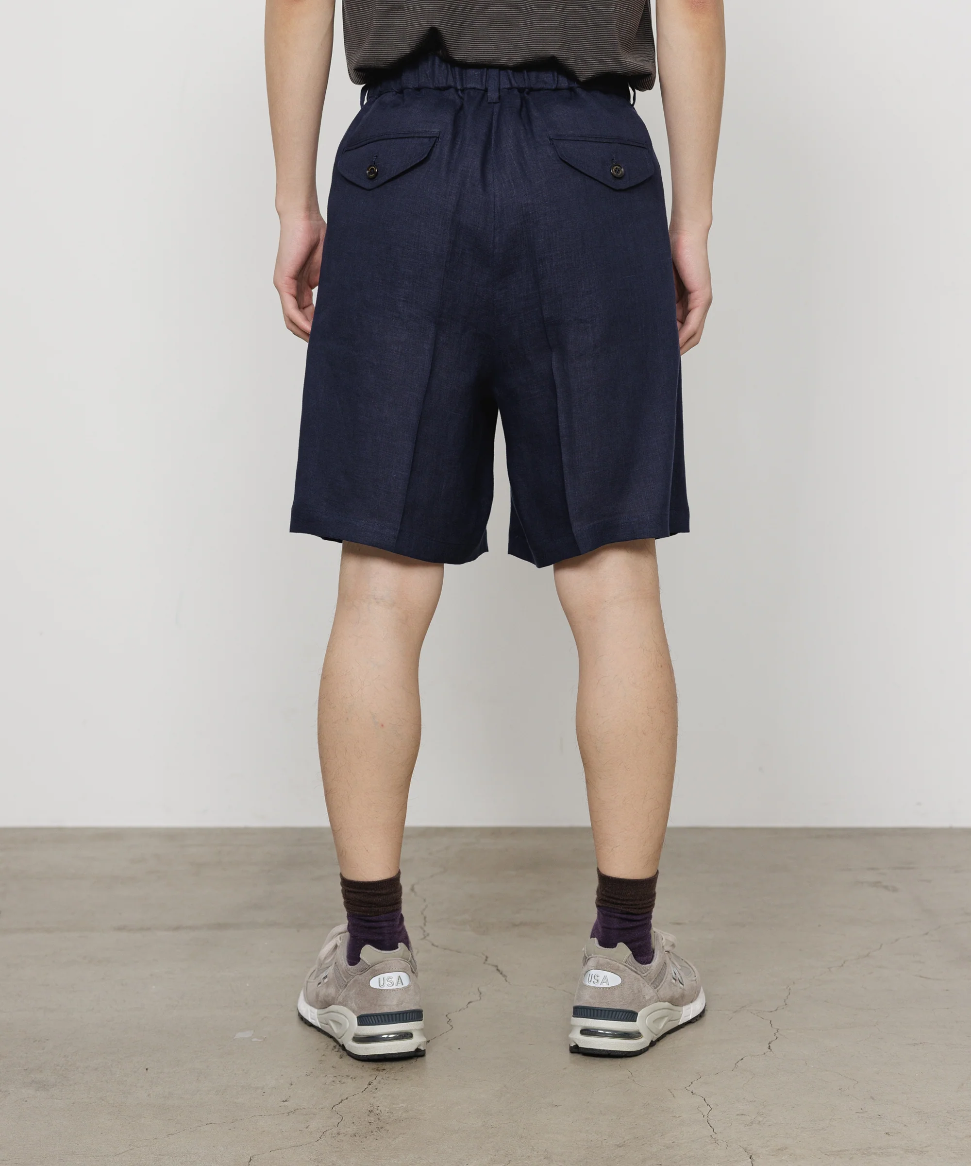 MARKAWARE CLASSIC FIT HEMP SHORTS - NAVY - Image 4
