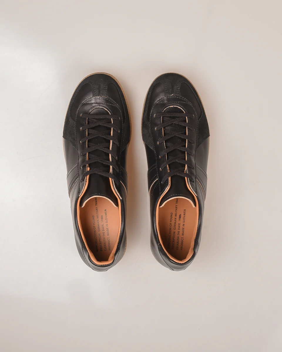 REPRODUCTION OF FOUND - GERMAN MILITARY TRAINER - BLACK HORWEEN - Image 8