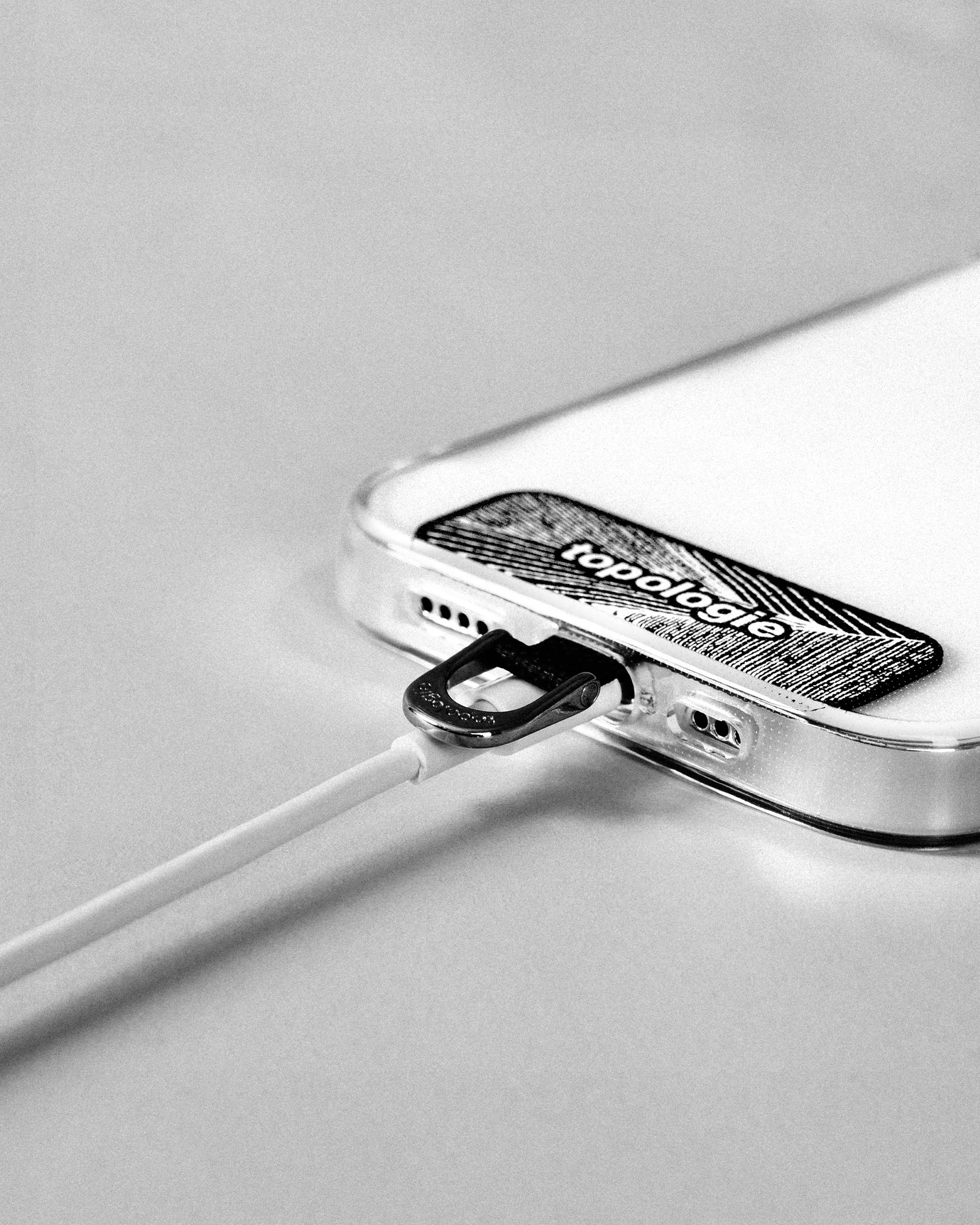 TOPOLOGIE D-RING PHONE STRAP ADAPTER BLACK - Image 3